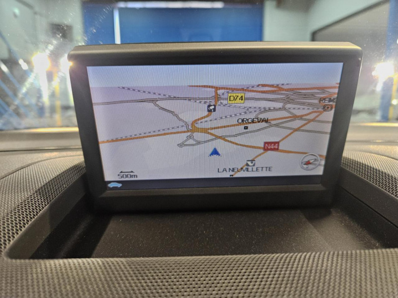 Photo 27 de l'offre de VOLVO C30  1.6D DRIVe 110 Momentum  BVM5 à 9490€ chez MKP Distribution