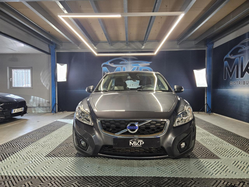 Photo 7 de l'offre de VOLVO C30  1.6D DRIVe 110 Momentum  BVM5 à 9490€ chez MKP Distribution
