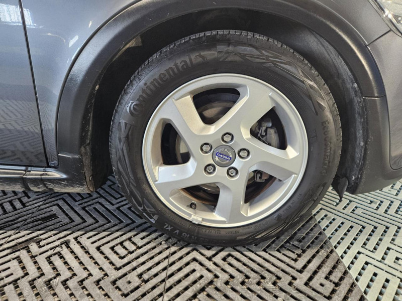 Photo 45 de l'offre de VOLVO C30  1.6D DRIVe 110 Momentum  BVM5 à 9490€ chez MKP Distribution