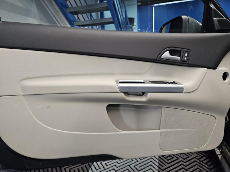 Photo 39 de l'offre de VOLVO C30  1.6D DRIVe 110 Momentum  BVM5 à 9490€ chez MKP Distribution