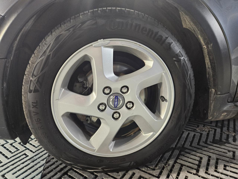 Photo 42 de l'offre de VOLVO C30  1.6D DRIVe 110 Momentum  BVM5 à 9490€ chez MKP Distribution