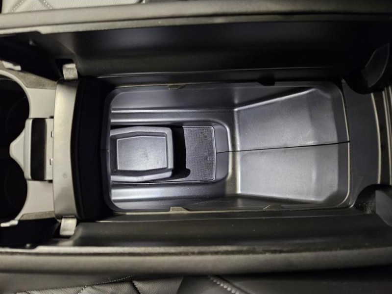 Photo 35 de l'offre de DS DS 7 CROSSBACK Hybride E-Tense 300 EAT8 4x4 Performance Line + à 27990€ chez MKP Distribution