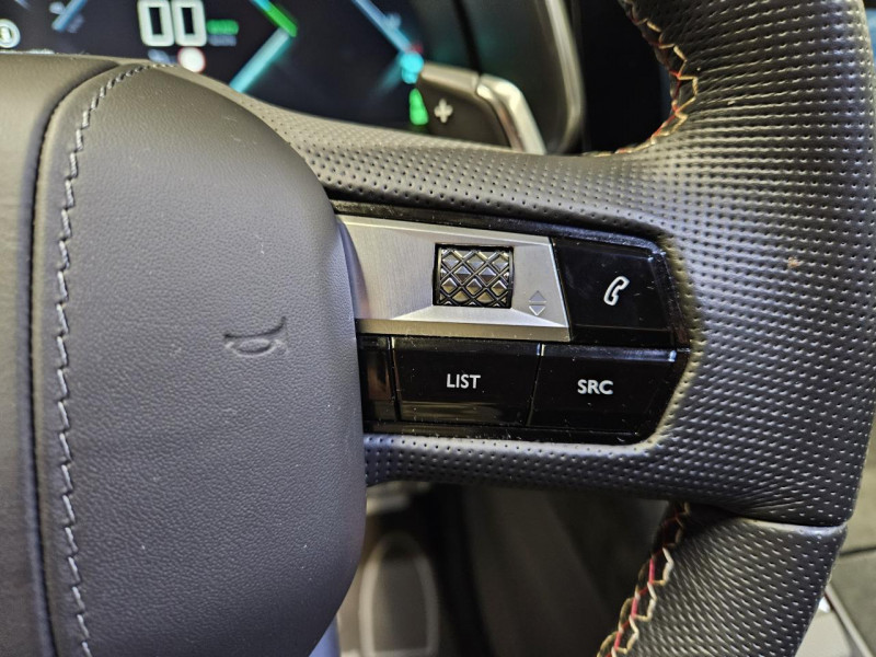 Photo 20 de l'offre de DS DS 7 CROSSBACK Hybride E-Tense 300 EAT8 4x4 Performance Line + à 27990€ chez MKP Distribution