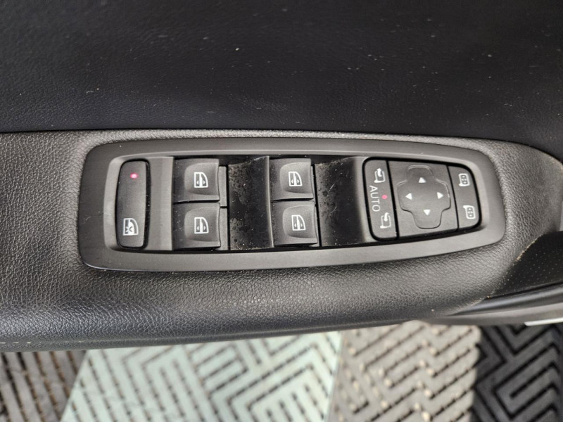 Photo 49 de l'offre de RENAULT Megane Estate 1.3 TCe 140 Bose Edition BVM à 14490€ chez MKP Distribution