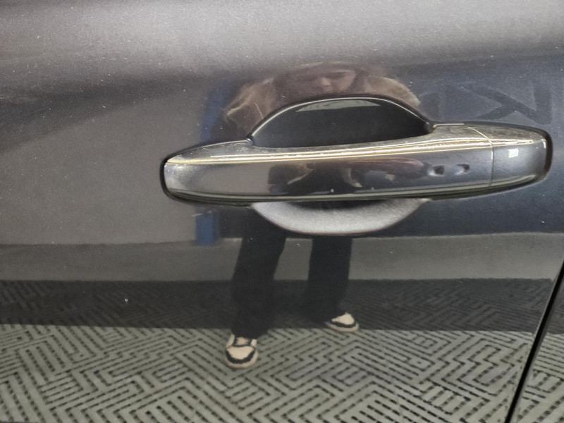 Photo 45 de l'offre de RENAULT Megane Estate 1.3 TCe 140 Bose Edition BVM à 14490€ chez MKP Distribution