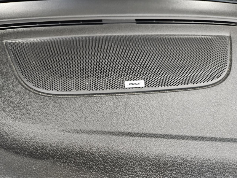 Photo 40 de l'offre de RENAULT Megane Estate 1.3 TCe 140 Bose Edition BVM à 14490€ chez MKP Distribution