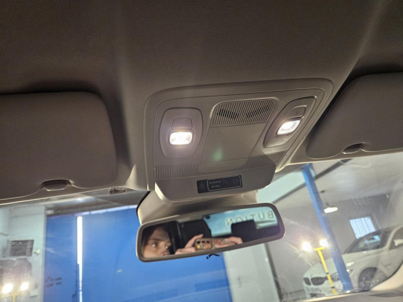 Photo 38 de l'offre de RENAULT Megane Estate 1.3 TCe 140 Bose Edition BVM à 14490€ chez MKP Distribution