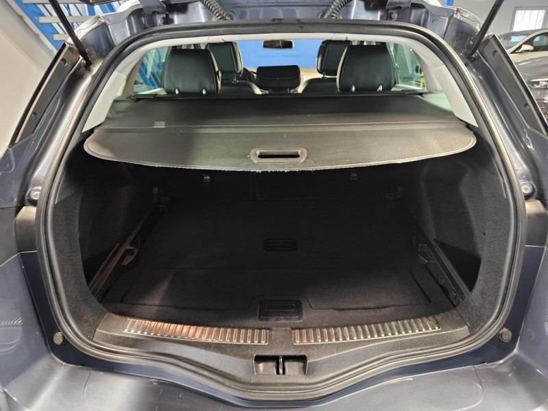 Photo 9 de l'offre de RENAULT Megane Estate 1.3 TCe 140 Bose Edition BVM à 14490€ chez MKP Distribution