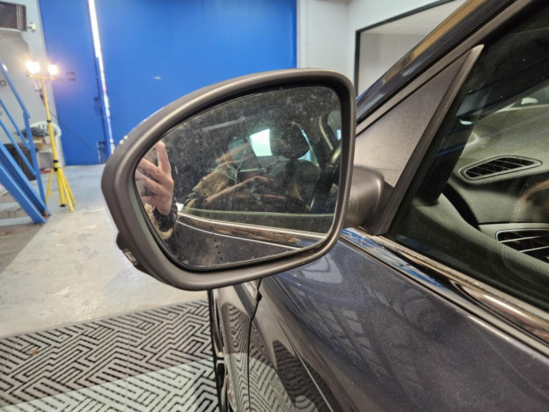 Photo 46 de l'offre de RENAULT Megane Estate 1.3 TCe 140 Bose Edition BVM à 14490€ chez MKP Distribution