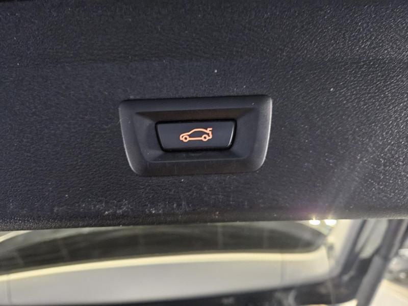 Photo 38 de l'offre de BMW X1  sDrive 18i 136 BVA8 F48 Business à 17990€ chez MKP Distribution