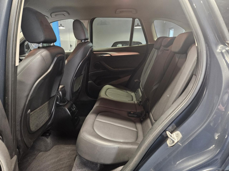 Photo 15 de l'offre de BMW X1  sDrive 18i 136 BVA8 F48 Business à 17990€ chez MKP Distribution
