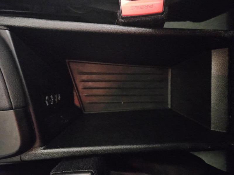 Photo 32 de l'offre de BMW X1  sDrive 18i 136 BVA8 F48 Business à 17990€ chez MKP Distribution