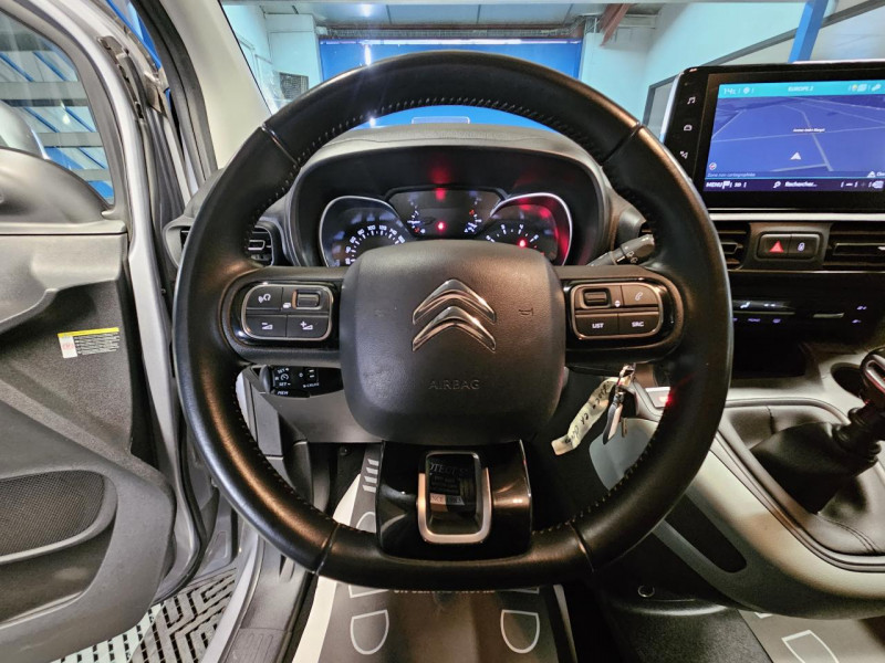 Photo 17 de l'offre de CITROEN BERLINGO Taille M 1.5 BlueHDi 130 BVM6 Shine à 19990€ chez MKP Distribution