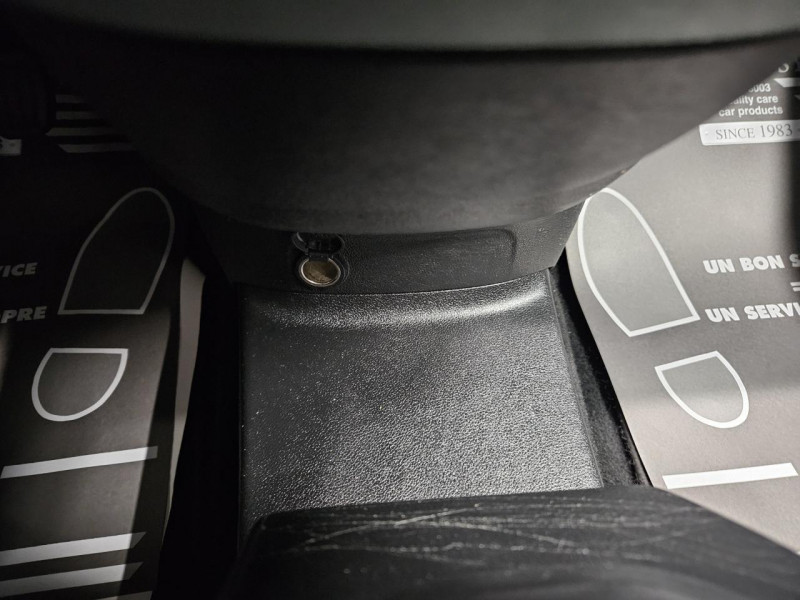 Photo 36 de l'offre de CITROEN BERLINGO Taille M 1.5 BlueHDi 130 BVM6 Shine à 19990€ chez MKP Distribution