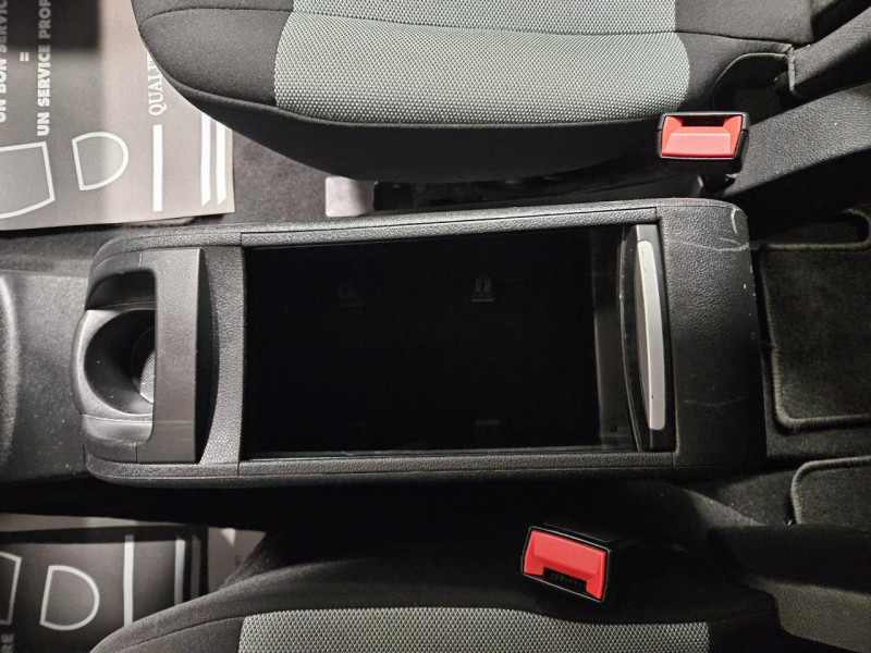 Photo 32 de l'offre de CITROEN BERLINGO Taille M 1.5 BlueHDi 130 BVM6 Shine à 19990€ chez MKP Distribution