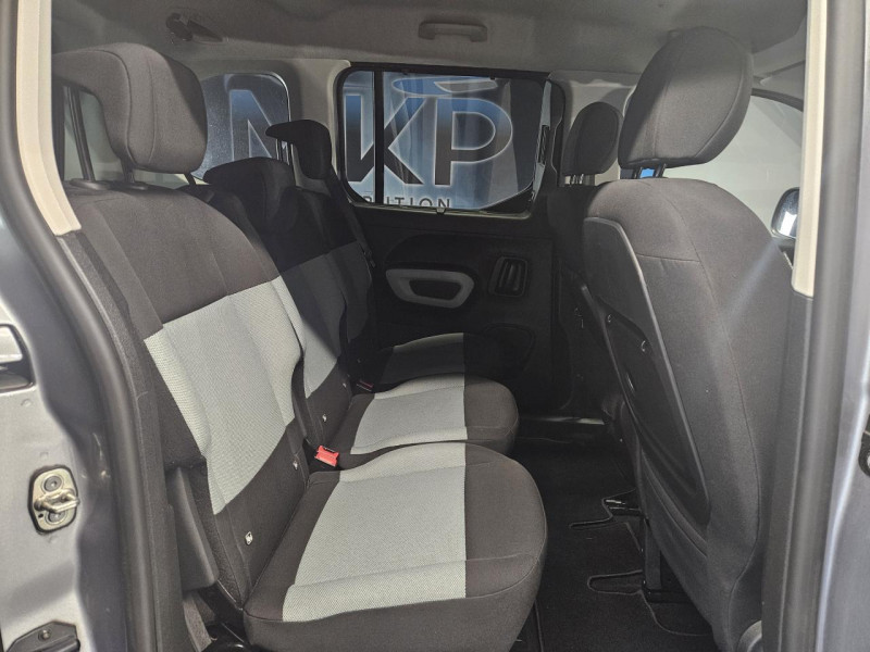 Photo 15 de l'offre de CITROEN BERLINGO Taille M 1.5 BlueHDi 130 BVM6 Shine à 19990€ chez MKP Distribution