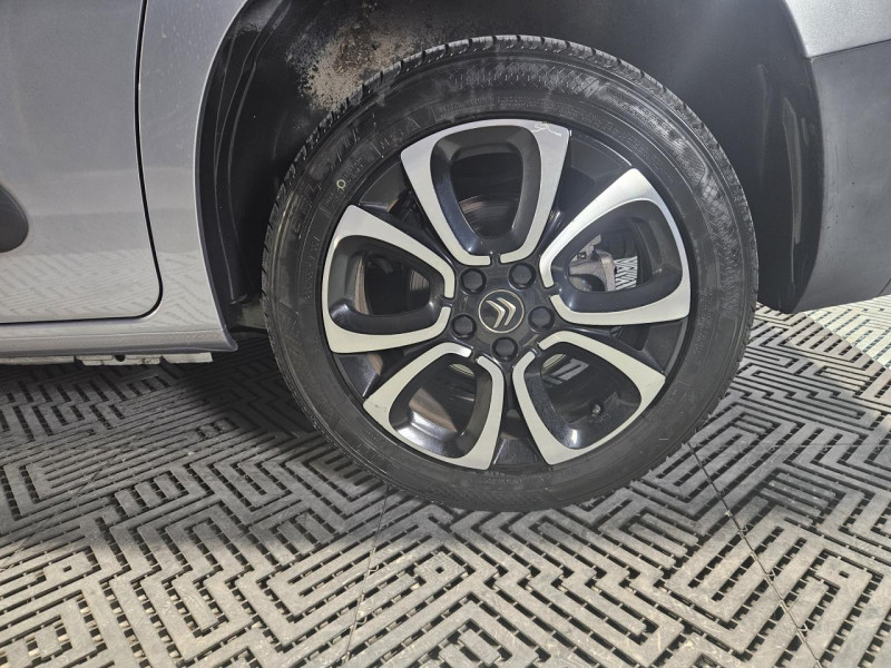 Photo 44 de l'offre de CITROEN BERLINGO Taille M 1.5 BlueHDi 130 BVM6 Shine à 19990€ chez MKP Distribution