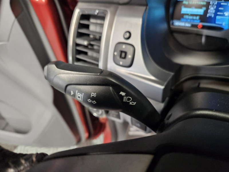 Photo 20 de l'offre de FORD RANGER  3.2 TDCi 200 4X4 LIMITED  DOUBLE CABINE BVA à 26990€ chez MKP Distribution