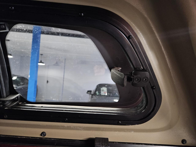 Photo 48 de l'offre de FORD RANGER  3.2 TDCi 200 4X4 LIMITED  DOUBLE CABINE BVA à 26990€ chez MKP Distribution