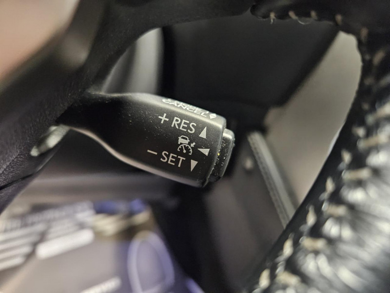 Photo 23 de l'offre de LEXUS NX  300h 2.5 197 2WD Luxe E-CVT à 23990€ chez MKP Distribution