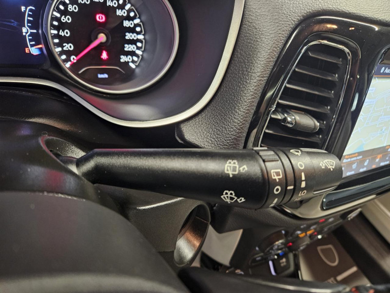 Photo 21 de l'offre de JEEP COMPASS 1.6 MultiJet II 120 BVM6 Limited à 18990€ chez MKP Distribution