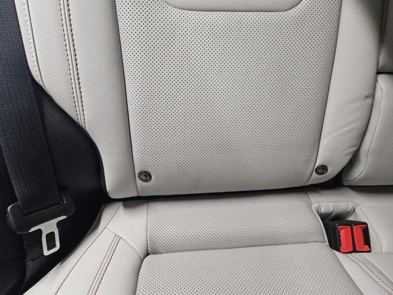 Photo 35 de l'offre de JEEP COMPASS 1.6 MultiJet II 120 BVM6 Limited à 18990€ chez MKP Distribution