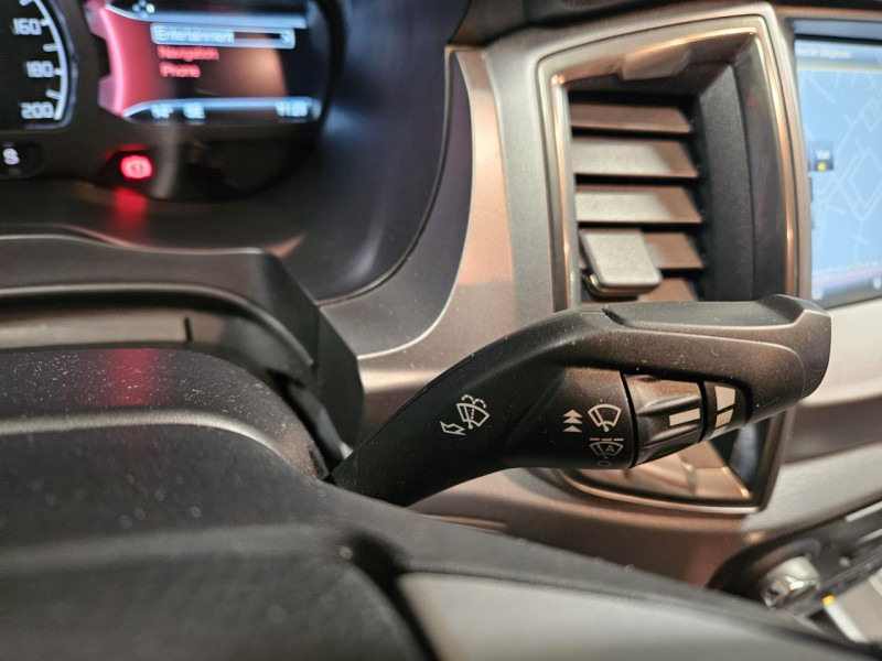 Photo 21 de l'offre de FORD RANGER  3.2 TDCi 200 4X4 LIMITED  DOUBLE CABINE BVA à 26990€ chez MKP Distribution