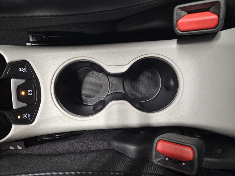 Photo 30 de l'offre de JEEP COMPASS 1.6 MultiJet II 120 BVM6 Limited à 18990€ chez MKP Distribution