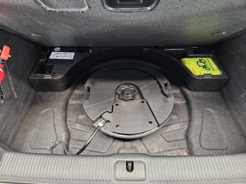 Photo 10 de l'offre de AUDI S3 SPORTBACK 50 TFSI 300 S tronic 7 Quattro à 29990€ chez MKP Distribution