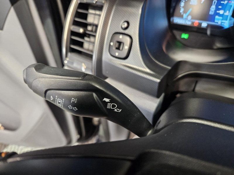 Photo 22 de l'offre de FORD RANGER  3.2 TDCi 200 4X4 DOUBLE CABINE BVA6 WILDTRAK à 30990€ chez MKP Distribution