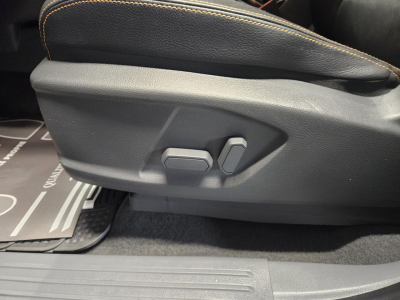 Photo 40 de l'offre de FORD RANGER  3.2 TDCi 200 4X4 DOUBLE CABINE BVA6 WILDTRAK à 29490€ chez MKP Distribution