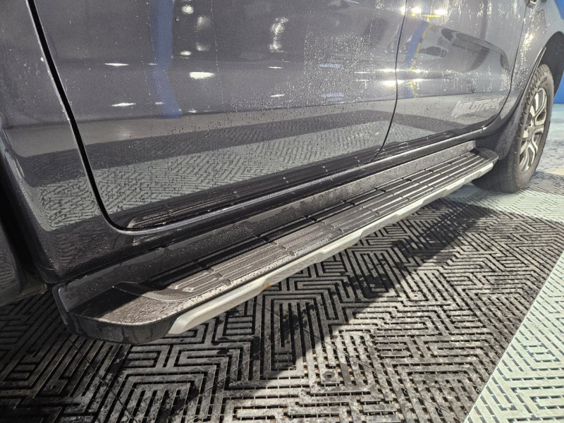 Photo 46 de l'offre de FORD RANGER  3.2 TDCi 200 4X4 DOUBLE CABINE BVA6 WILDTRAK à 29490€ chez MKP Distribution