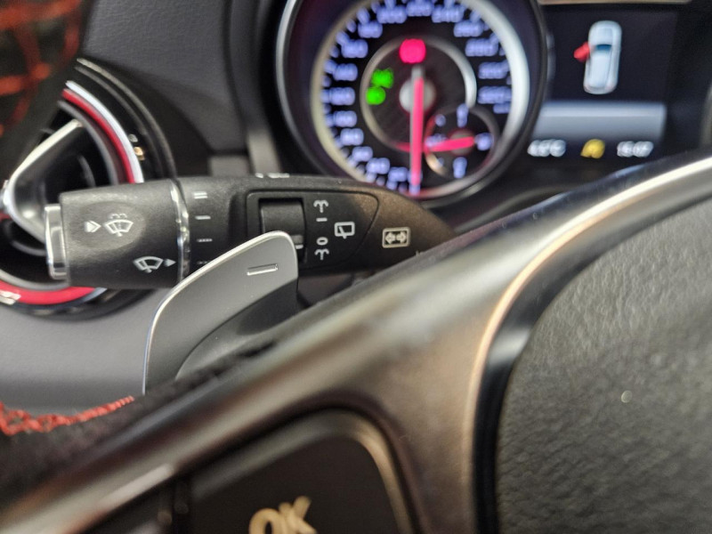 Photo 21 de l'offre de MERCEDES-BENZ GLA 2.0 45 AMG 381 4-Matic BVA à 29990€ chez MKP Distribution