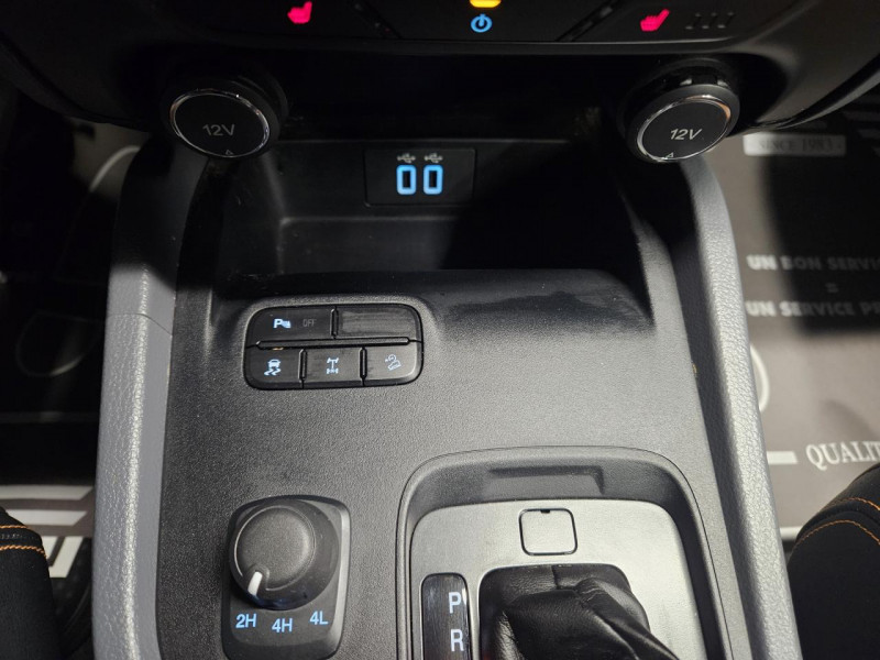 Photo 33 de l'offre de FORD RANGER  3.2 TDCi 200 4X4 DOUBLE CABINE BVA6 WILDTRAK à 29490€ chez MKP Distribution