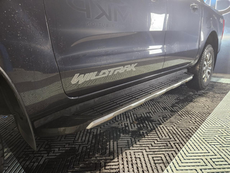 Photo 45 de l'offre de FORD RANGER  3.2 TDCi 200 4X4 DOUBLE CABINE BVA6 WILDTRAK à 29490€ chez MKP Distribution