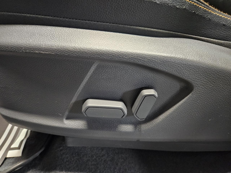 Photo 45 de l'offre de FORD RANGER  3.2 TDCi 200 4X4 DOUBLE CABINE BVA6 WILDTRAK à 30990€ chez MKP Distribution