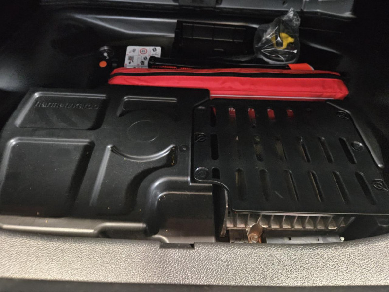 Photo 10 de l'offre de MERCEDES-BENZ GLA 2.0 45 AMG 381 4-Matic BVA à 29990€ chez MKP Distribution