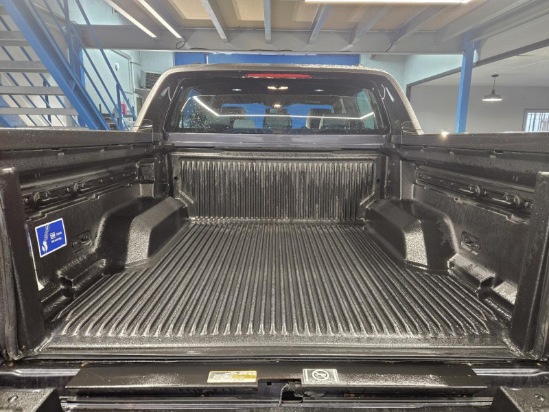 Photo 10 de l'offre de FORD RANGER  3.2 TDCi 200 4X4 DOUBLE CABINE BVA6 WILDTRAK à 29490€ chez MKP Distribution