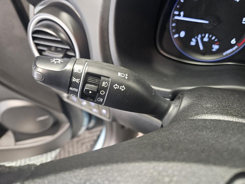 Photo 21 de l'offre de HYUNDAI KONA 1.6 CRDi 136 DCT-7 Creative à 16990€ chez MKP Distribution