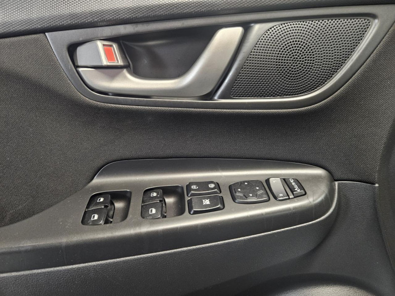 Photo 48 de l'offre de HYUNDAI KONA 1.6 CRDi 136 DCT-7 Creative à 16990€ chez MKP Distribution