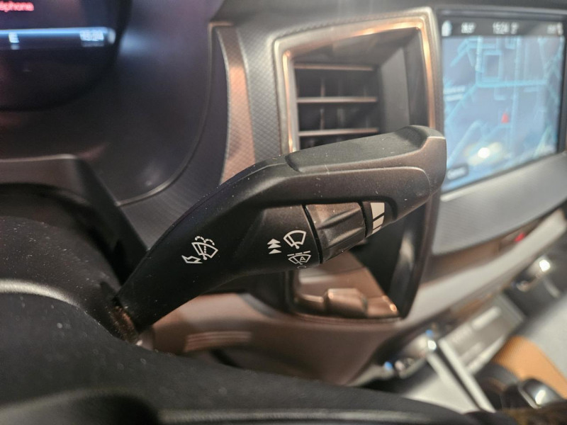 Photo 19 de l'offre de FORD RANGER  3.2 TDCi 200 4X4 DOUBLE CABINE BVA6 WILDTRAK à 30990€ chez MKP Distribution