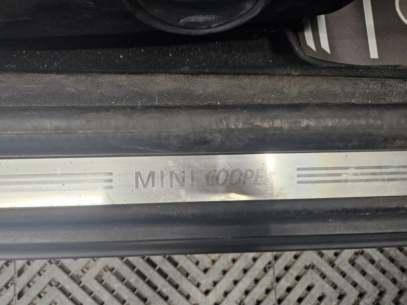 Photo 38 de l'offre de MINI MINI COOPER 1.6 122 Pack Chili BVA  R57 LCI CABRIOLET PHASE 2 à 12990€ chez MKP Distribution