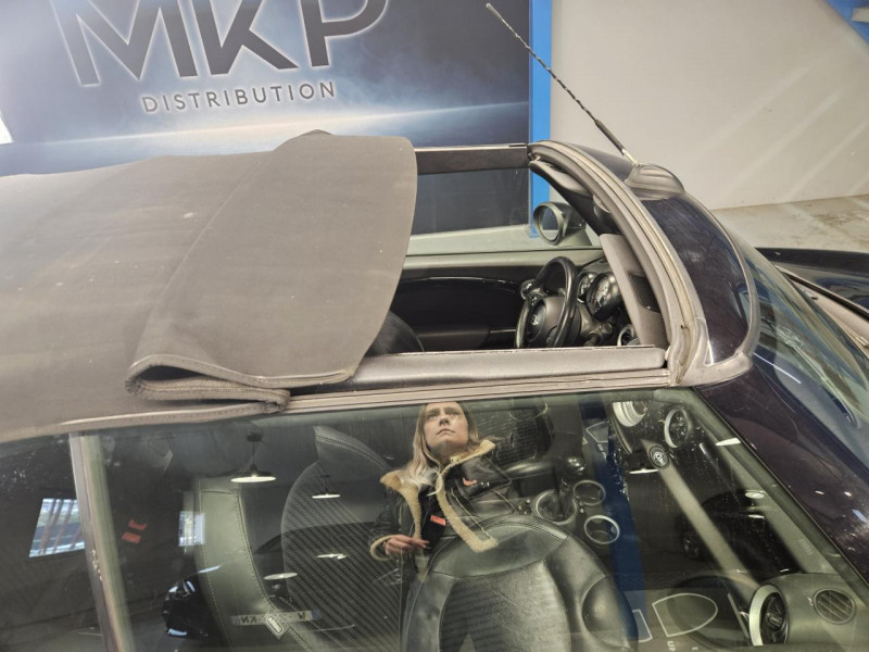 Photo 34 de l'offre de MINI MINI COOPER 1.6 122 Pack Chili BVA  R57 LCI CABRIOLET PHASE 2 à 12990€ chez MKP Distribution