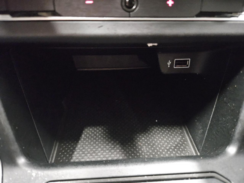 Photo 34 de l'offre de VOLKSWAGEN POLO 1.0 TSI 115 BVM6 Lounge 5p à 13490€ chez MKP Distribution