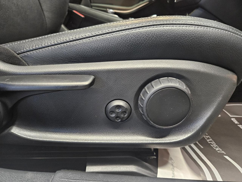 Photo 39 de l'offre de MERCEDES-BENZ CLASSE A 45 AMG 2.0 380 Speedshift DCT 4-Matic  à 24990€ chez MKP Distribution