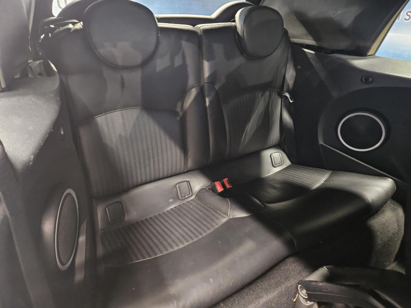 Photo 13 de l'offre de MINI MINI COOPER 1.6 122 Pack Chili BVA  R57 LCI CABRIOLET PHASE 2 à 12990€ chez MKP Distribution