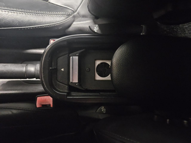 Photo 31 de l'offre de MINI MINI COOPER 1.6 122 Pack Chili BVA  R57 LCI CABRIOLET PHASE 2 à 12990€ chez MKP Distribution