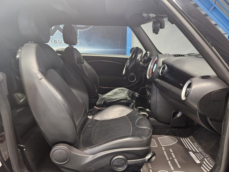 Photo 12 de l'offre de MINI MINI COOPER 1.6 122 Pack Chili BVA  R57 LCI CABRIOLET PHASE 2 à 12990€ chez MKP Distribution
