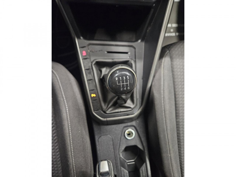 Photo 31 de l'offre de VOLKSWAGEN POLO 1.0 TSI 115 BVM6 Lounge 5p à 13490€ chez MKP Distribution