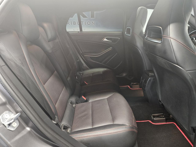 Photo 17 de l'offre de MERCEDES-BENZ CLA SHOOTING BRAKE 200  156 7G-DCT  Fascination à 21990€ chez MKP Distribution